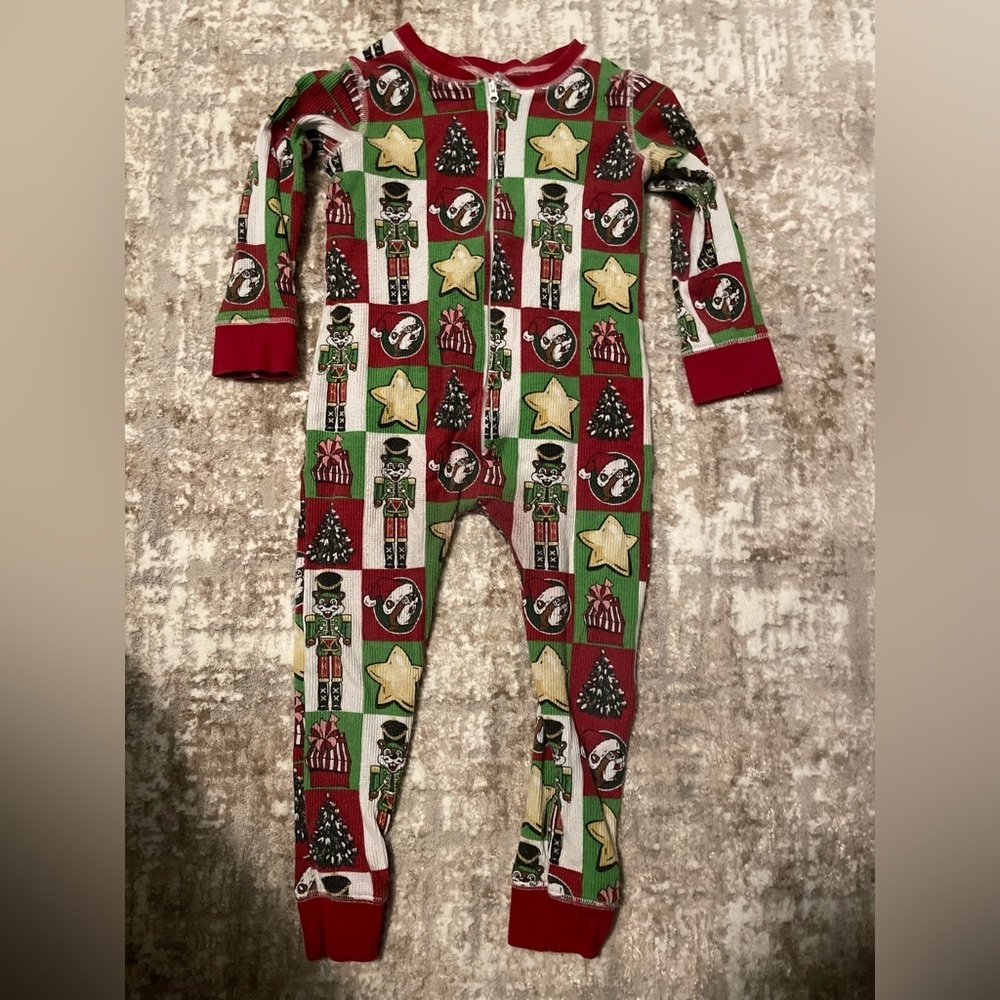 Bucees Holiday Nutcracker Kids Footless Pajamas size 5T